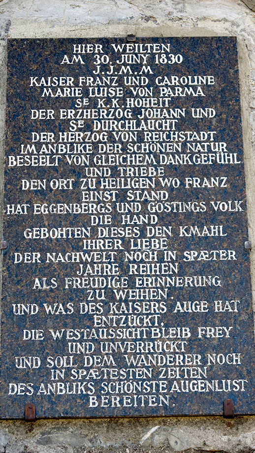 Die Gedenktafel am Aufgang zum Fürstenstand (754 m). Foto: ©Auferbauer