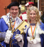 Zu Gast in Graz: Das Prinzenpaar der Faschingsgilde Unzmarkt-Frauenburg Marion I. und Johann I. mit "geraubtem" Stadtschlüssel. 