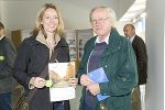 DI Heike Falk von der Stadtbaudirektion informierte ebenso die Interessierten über die Zukunftsplanungen der Annenstraße ... DI Heike Falk von der Stadtbaudirektion informierte ebenso die Interessierten über die Zukunftsplanungen der Annenstraße ...
