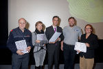 v.l.n.r. Helmut-Edmund Nestler, Magistratsdirektorstellvertreterin Dr. Ursula Hammerl, Bürgermeister Mag. Siegfried Nagl, Peter Krusic und Dorothea Klampfl v.l.n.r. Helmut-Edmund Nestler, Magistratsdirektorstellvertreterin Dr. Ursula Hammerl, Bürgermeister Mag. Siegfried Nagl, Peter Krusic und Dorothea Klampfl