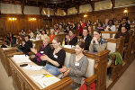 Großes Interesse bei den Symposionsgästen an den Impulsreferaten. 