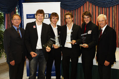 Mit dem Schwimmteam: Detlev Eisel-Eiselsberg, Martin Spitzer, Christian Scherübl, Matthias Schweinzer, Markus Scherübl, Gerhard Peinhaupt. 
