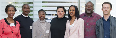 Das Tagungs-Organisationsteam mit den ReferentInnen des zweiten Tages (v. l.): Noma Kelbitsch und Mag. Godswill Eyawo (ProHealth), Rosaline M´bayo (Afrikaherz Berlin), Brigitte Köksal (Integrationsreferat), Mag.a Pauline Riesel-Soumaré und Elton Mtetwa (ProHealth), MPH Christoph Pammer (FH Joanneum Graz). 