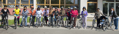 Bestens behelmt, voller Vorfreude auf das Radtraining: die afrikanischen Frauen, die in Graz auf sanfte Mobilität setzen. Alle Fotos: Stadt Graz/Fischer 