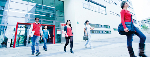 Students at FH Joanneum © FH Joanneum/Werner Krug 
