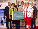 Eröffnung der DeutschlehrerInnen-Tagung in Graz: Tagungspräsident Paul R. Portmann-Tselikas, Helena Hanuljakova, StR DI Dr. Gerhard Rüsch, Rektor Univ.-Prof. Dr. Alfred Gutschelhofer, LT-Präsidentin Walburga Beutl und Präsident Univ.-Prof. Mag. Dr. Hans-Jürgen Krumm (von links)
