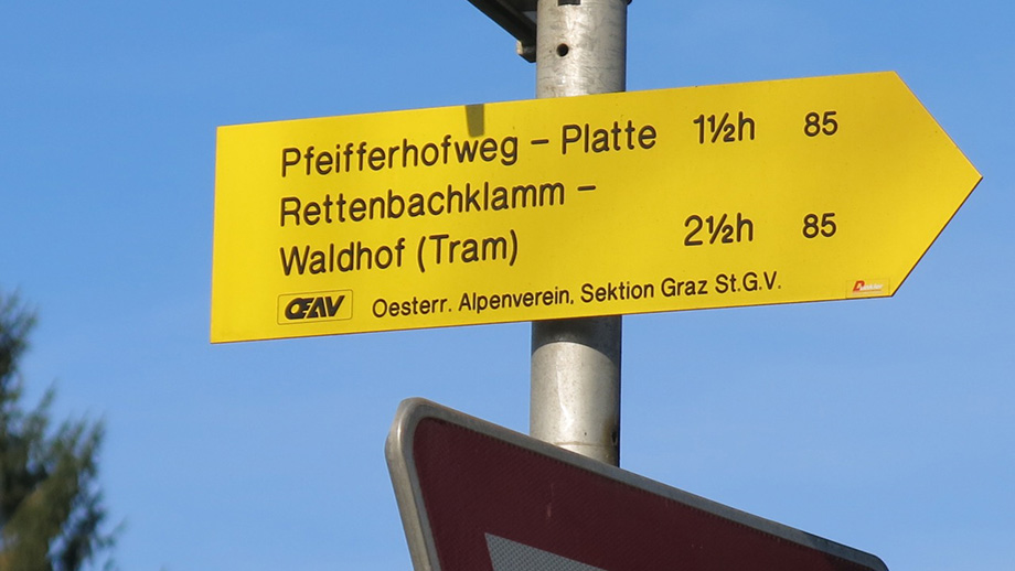 An der Weggabel Radegunderstraße/Pfeifferhofweg. Foto: ©Auferbauer