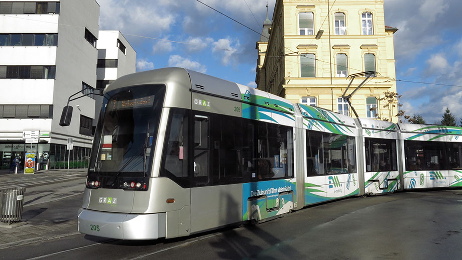 Graz Linien, Tram 7, St. Leonhard/LKH. Foto: ©Auferbauer
