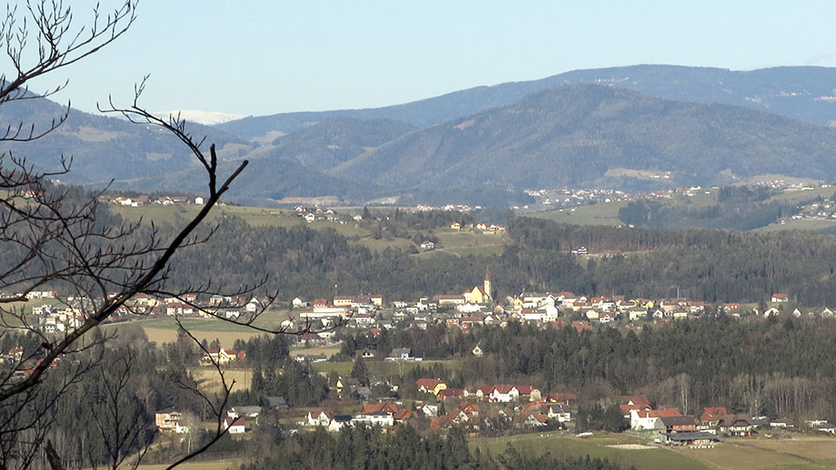 Vom Hauenstein (650 m) Richtung Kumberg. Foto: ©Auferbauer