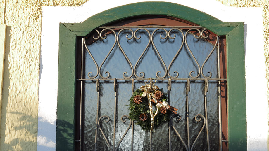 Petersbergenstraße, Türschmuck. Foto: ©Auferbauer