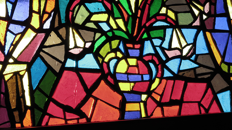 In Kalkleiten, Fenster in der Kirche Maria Schutz. Foto: ©Auferbauer
