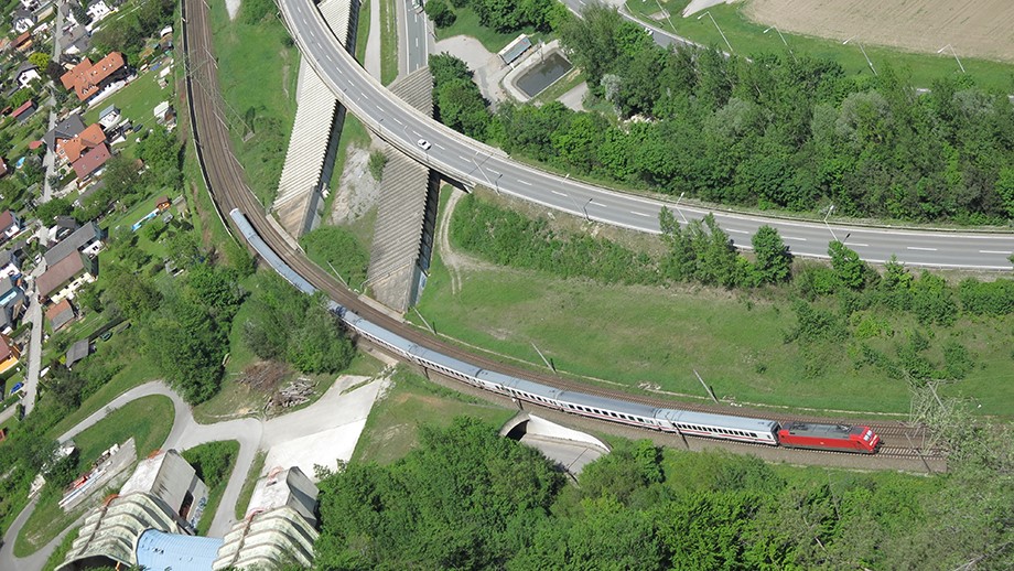 Am Jungfernsprung, Südbahn, Pyhrn-Autobahn, nahe Raach. Foto: ©Auferbauer