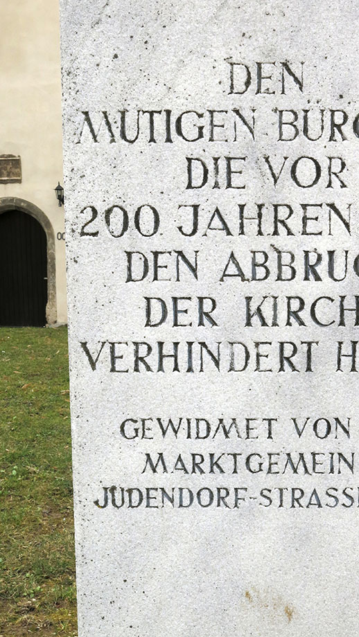 Gutes schreibe in Stein, Abbruch der Kirche anno 1788 verhindert. Foto: ©Auferbauer