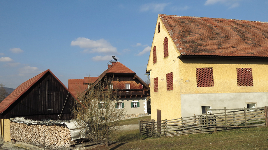 Judendorf-Straßengel, Westseite: An der Straßengelstraße. Foto: ©Auferbauer