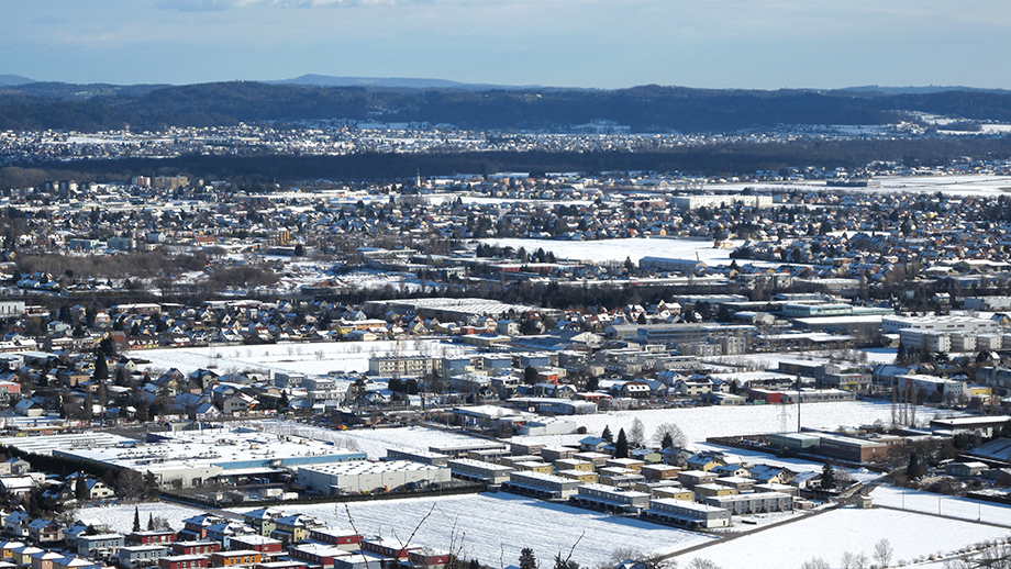 Stadtblick, Richtung Feldkirchen, vom Buchkogel (656 m). Foto: ©Auferbauer