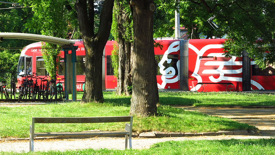 Spaziergang-Endpunkt, Haltestelle Wetzelsdorf, Graz Linien, Straßenbahnlinie 7, Stadtbus 65. Foto: ©Auferbauer