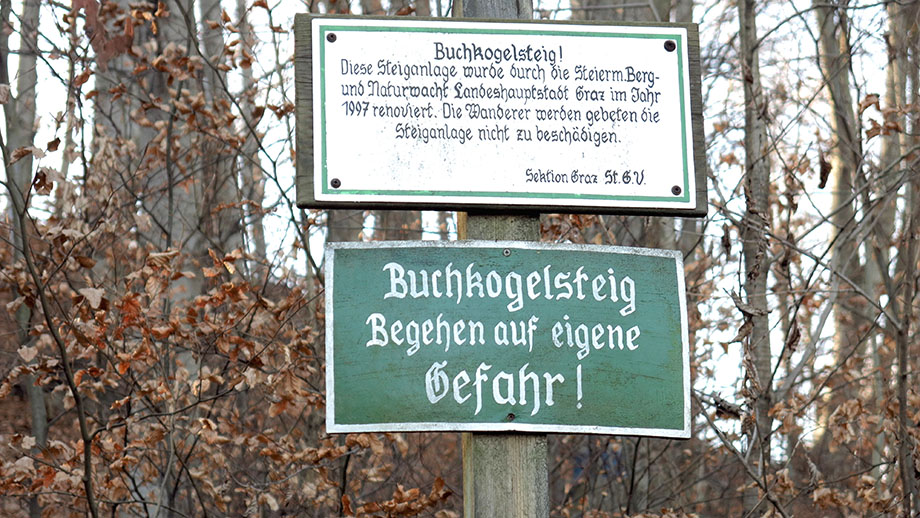 Im Februar 2015 am Buchkogelsteig: Renoviert im  Jahr 1997, seither nicht mehr. Foto: ©Auferbauer