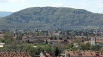 Standort Styria-Tower: Von rechts nach links über den Buchkogel (656 m). Foto: ©Auferbauer