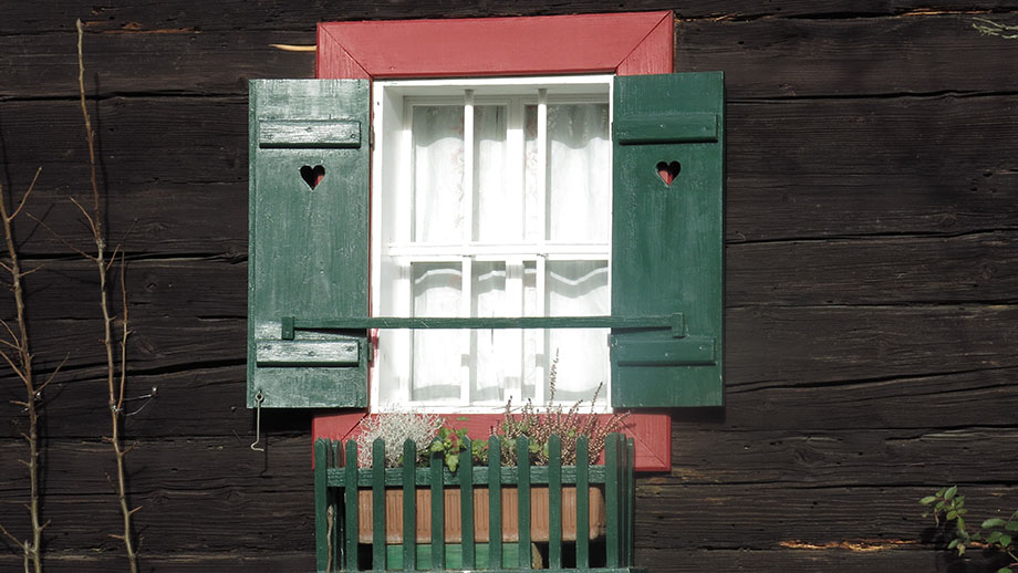 Sonnenfenster in Wolfgang, wohltuend im Kältemonat Jänner. Foto: ©Auferbauer