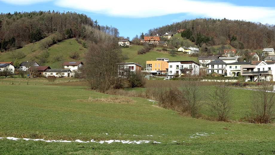 Der Siedlungsraum Gedersberg grenzt an den Jägerweg. Foto: ©Auferbauer