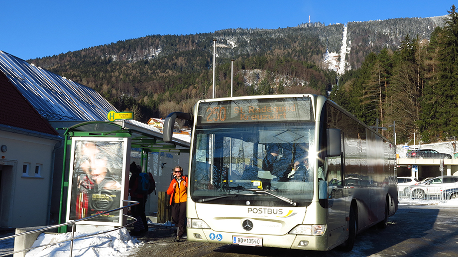 St. Radegund, Seilbahn-Talstation (780 m), Regionalbus 250, Richtung Graz. Foto: ©Auferbauer