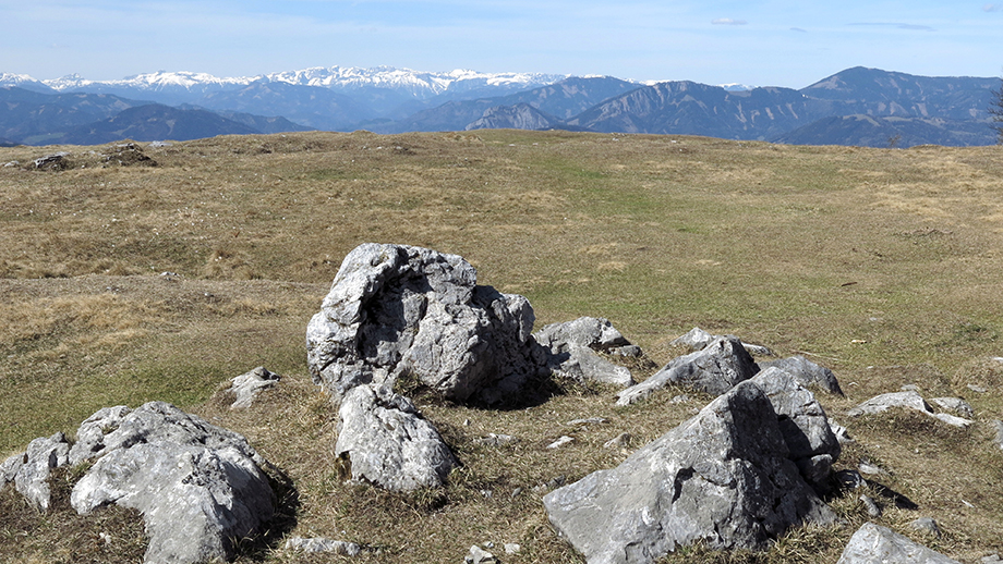 Vom Schöckl-Westgipfel (1442 m) zum Hochschwab (2277 m). Foto: ©Auferbauer