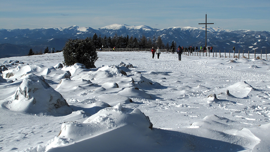 Vom Schöckl-Westgipfel (1442 m) zu Gleinalpe und Hochalpe. Foto: ©Auferbauer