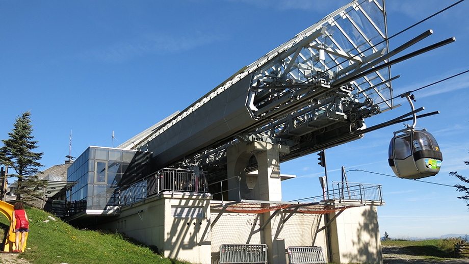 Schöckl-Seilbahn-Bergstation (1436 m): Vom Berg ins Tal gondeln. Foto: ©Auferbauer