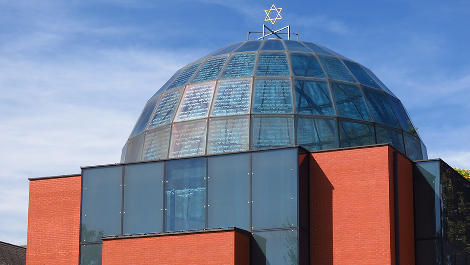 Synagoge, von anno 2000, Grieskai Ecke Zweiglgasse. Foto: ©Auferbauer