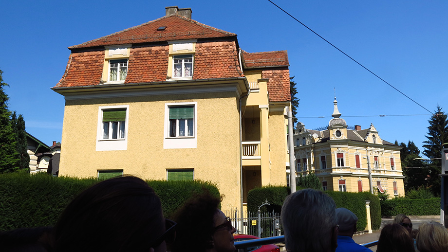 Leechgasse, Straßenbahnlinie 1. Foto: ©Auferbauer