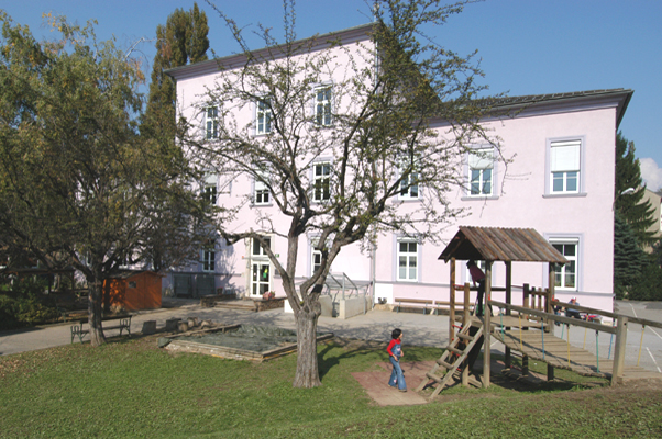 Volksschule Bertha von Suttner - Spielplatz