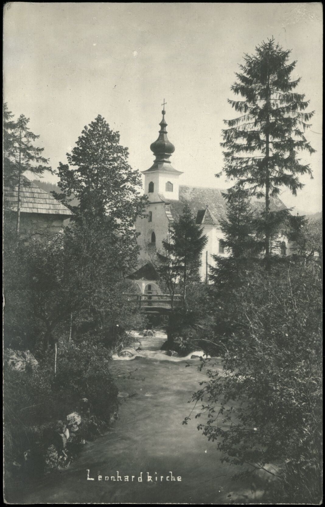 Leonhardkirche; gelaufen 1925; Österreichische Nationalbibliothek. Ansichtskarten online. httpdata.onb.ac.atAKONAK001_462