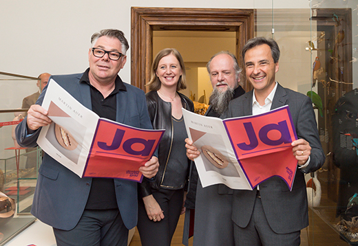 v.l.: CIS-Geschäftsführer Eberhard Schrempf, Landesrätin Barbara Eibinger-Miedl, Bernd Moser (Chefkurator Universalmuseum Joanneum) und Bürgermeister Siegfried Nagl © Stadt Graz/Fischer v.l.: CIS-Geschäftsführer Eberhard Schrempf, Landesrätin Barbara Eibinger-Miedl, Bernd Moser (Chefkurator Universalmuseum Joanneum) und Bürgermeister Siegfried Nagl © Stadt Graz/Fischer
