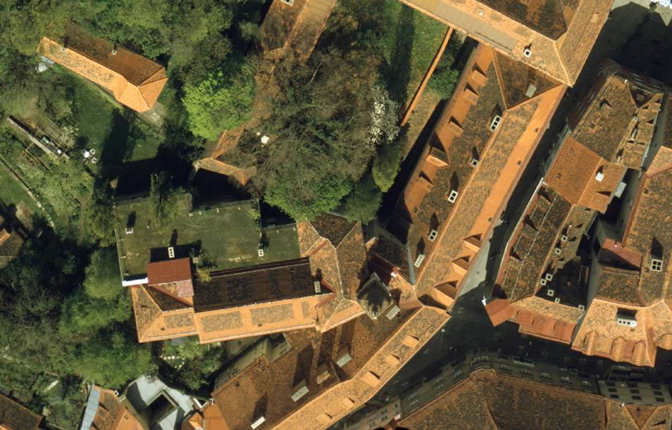 Bildflug_1992_Senkrechtaufnahme_Bereich_Sporgasse © Stadtvermessungsamt Bildflug_1992_Senkrechtaufnahme_Bereich_Sporgasse
