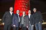 Gruppenbild vor Lichtinstallation © Stadt Graz/Fischer Gruppenbild vor Lichtinstallation