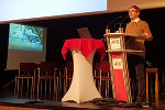 Stadtrat Robert Krotzer stellte die beispielgebende Pflegedrehscheibe der Stadt Graz beim Tag der Pflege der AK Steiermark vor. © Christopher Fröch Stadtrat Robert Krotzer stellte die beispielgebende Pflegedrehscheibe der Stadt Graz beim Tag der Pflege der AK Steiermark vor.