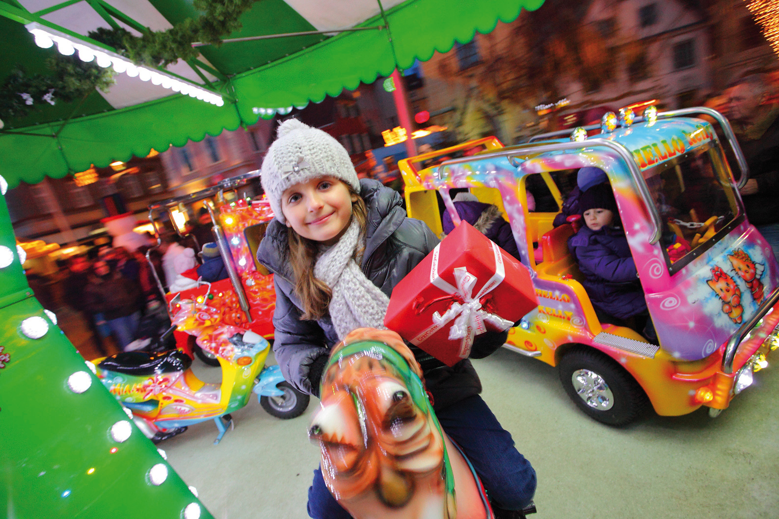 Da schlagen Kinderherzen höher. Der Grazer Advent bietet zahlreiche Attraktionen für seine jüngsten BesucherInnen. © Graz Tourismus/Max Wegscheidler Da schlagen Kinderherzen höher. Der Grazer Advent bietet zahlreiche Attraktionen für seine jüngsten BesucherInnen. © Graz Tourismus/Max Wegscheidler