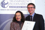 Eva Geiblinger (Transparency International) und Magistratsdirektor Martin Haidvogl