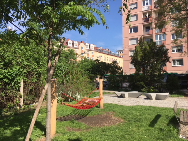 Rösselmühlpark mit Hängematten