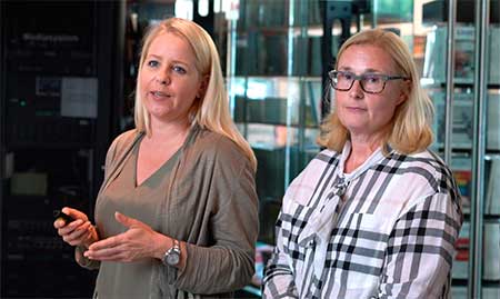 Präsentierten die Ergebnisse Simone Reis (Stadtbaudirektion, li) und Barbara Rauscher (Präsidialabteilung, re)