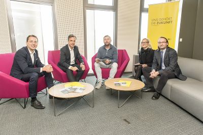 v.l.: B. Puttinger, S. Nagl, A. Kern (Levion), A. Keimel, A. Friedacher (Christof Industries) © Stadt Graz / Fischer v.l.: B. Puttinger, S. Nagl, A. Kern (Levion), A. Keimel, A. Friedacher (Christof Industries) © Stadt Graz / Fischer