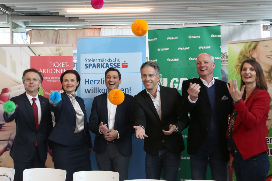 Pressekonferenz mit SponsorInnen.