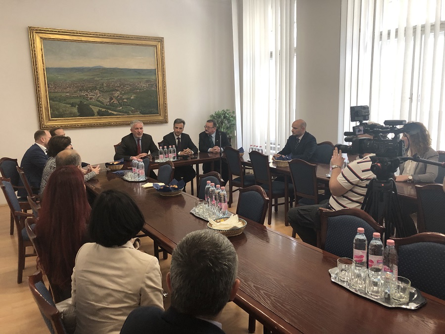 Großes Medieninteresse beim Besuch des Grazer Bürgermeisters © Stadt Graz Großes Medieninteresse beim Besuch des Grazer Bürgermeisters © Stadt Graz