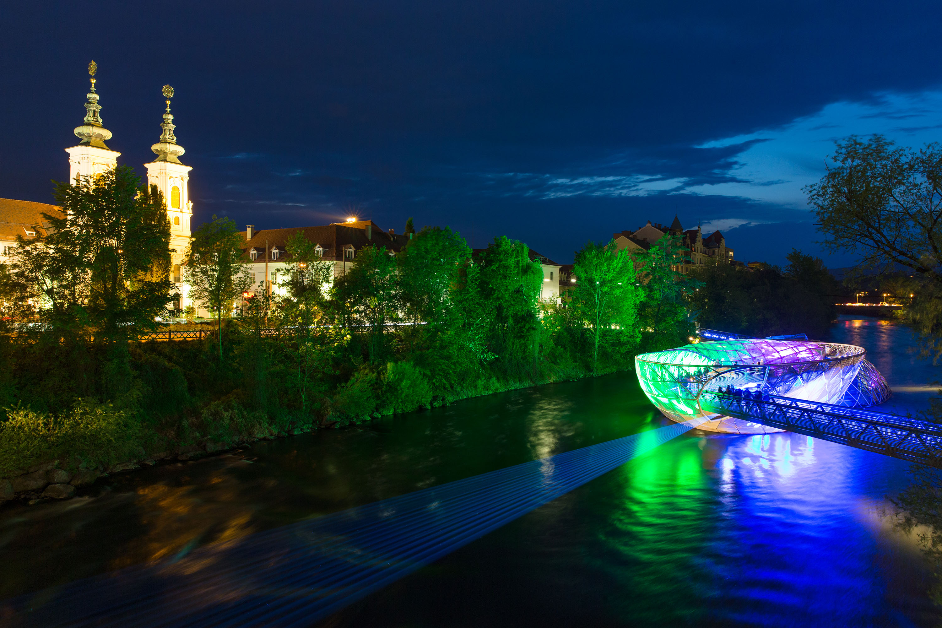 Die Spezialbeleuchtung der Murinsel im Vorjahr