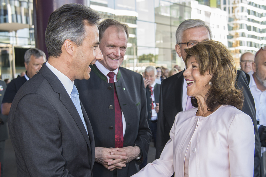 Ein herzliches Willkommen vom Grazer Stadtoberhaupt an Bundeskanzlerin Brigitte Bierlein ...