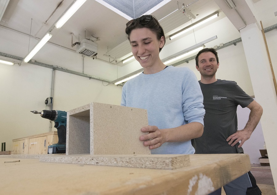 Girls' Day in der Zentralwerkstatt des Universalmuseum Joanneum, 2019 © Stadt Graz/Elmar Gubisch Girls' Day in der Zentralwerkstatt des Universalmuseum Joanneum, 2019 © Stadt Graz/Elmar Gubisch