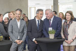 Brachen eine Lanze für die Bildung: von rechts Kathryn List, Landeshauptmann Hermann Schützenhöfer, Bürgermeister Siegfried Nagl, Stadtrat Kurt Hohensinner und Architektin Alexa Zahn. © Stadt Graz/Fischer Brachen eine Lanze für die Bildung: von rechts Kathryn List, Landeshauptmann Hermann Schützenhöfer, Bürgermeister Siegfried Nagl, Stadtrat Kurt Hohensinner und Architektin Alexa Zahn.