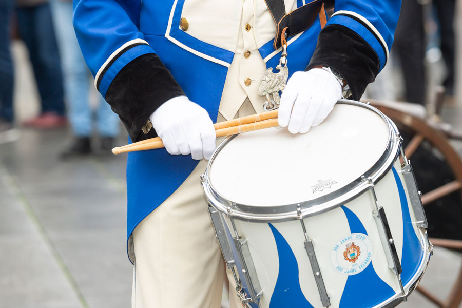 Trommelwirbel, Trompeten und Kanonen: So wird der Fasching in Graz eröffnet. © Stadt Graz/Fischer Trommelwirbel, Trompeten und Kanonen: So wird der Fasching in Graz eröffnet. © Stadt Graz/Fischer
