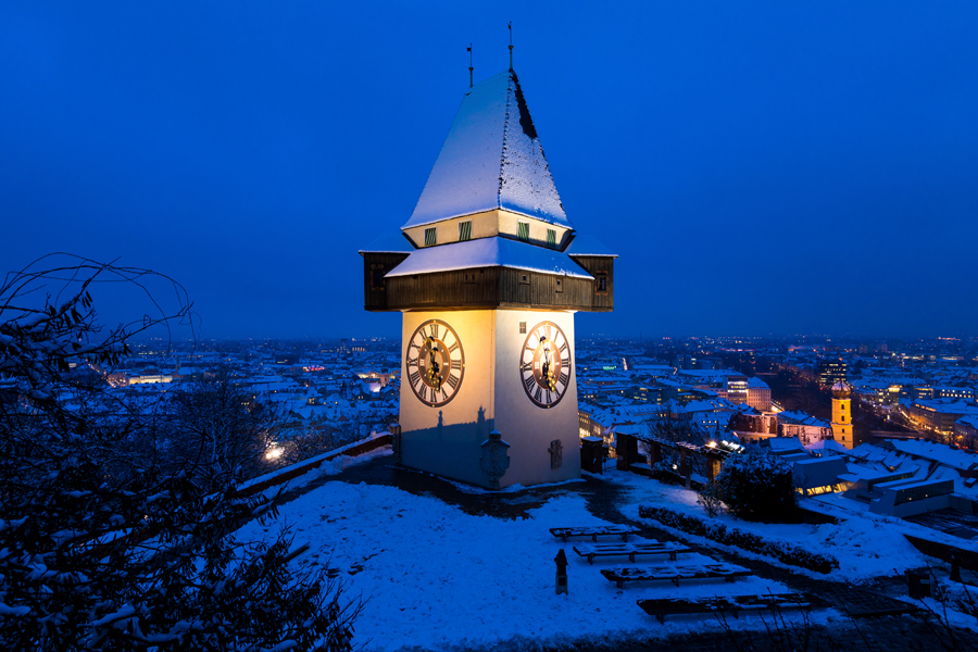 Für die Stadt die niemals schläft: Service & Infos für die Feiertage. © Harry Schiffer Für die Stadt die niemals schläft: Service & Infos für die Feiertage. © Harry Schiffer