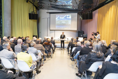 Bürgermeister Mag. Siegfried Nagl legte beim Festakt im vollen Kunsthaus ein klares Bekenntnis zum Grazer Weltkulturerbe ab © Stadt Graz/Fischer Bürgermeister Mag. Siegfried Nagl legte beim Festakt im vollen Kunsthaus ein klares Bekenntnis zum Grazer Weltkulturerbe ab